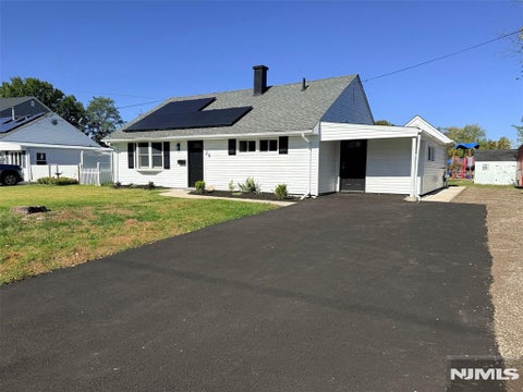 Photo of 36 Charles Terrace, Piscataway, NJ 08854 (MLS # 26039831)