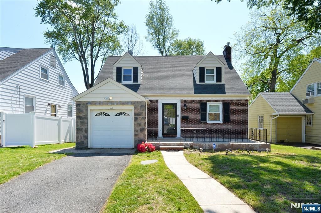 Photo of 26 Bennett Road, Teaneck, NJ 07666 (MLS # 26015958)