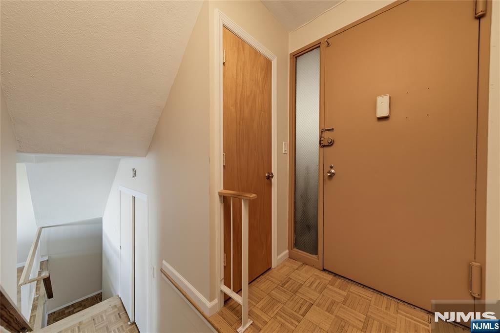 4 Horizon Road 628
