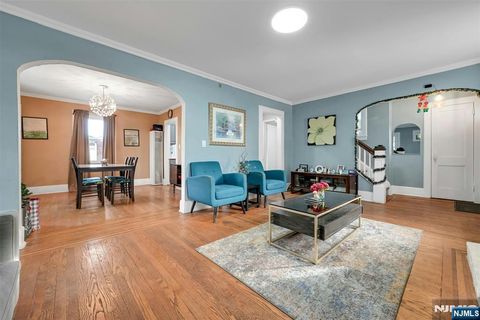 173 Grayson Place Teaneck NJ 07666