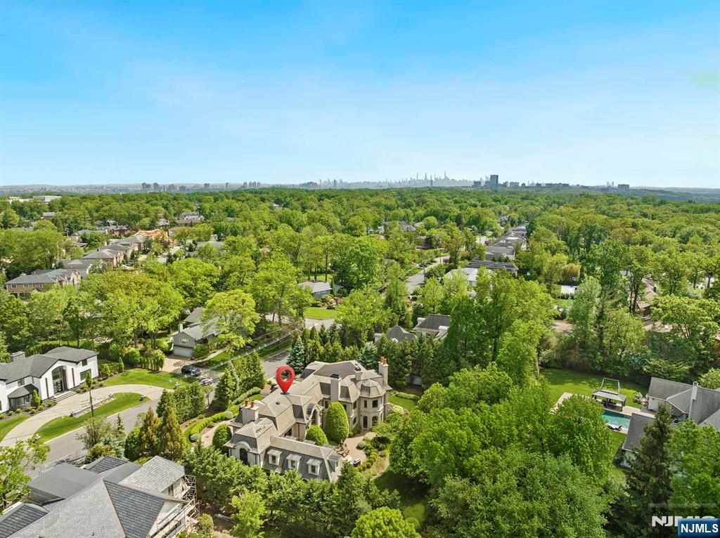 Property for Sale at 78 Roberts Road, Englewood Cliffs, New Jersey - Bedrooms: 6 
Bathrooms: 9 
Rooms: 20  - $5,299,000