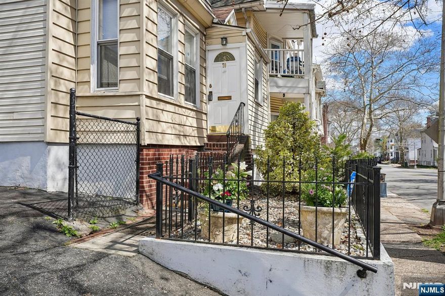 Spacious and beautiful Colonial in a great location.