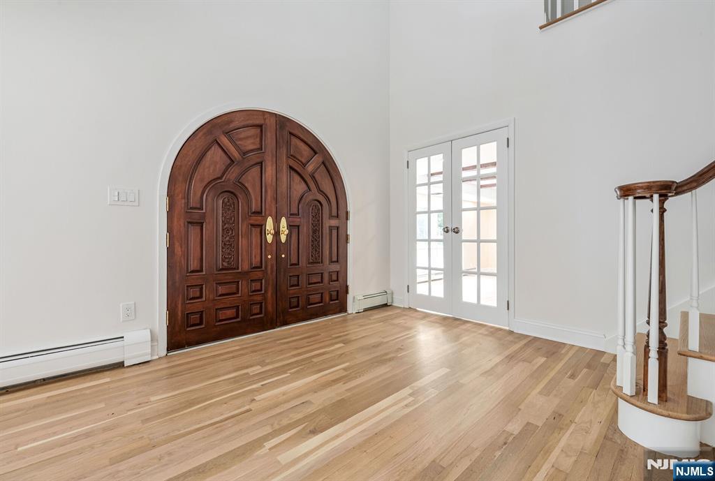 39 Edgewood Avenue