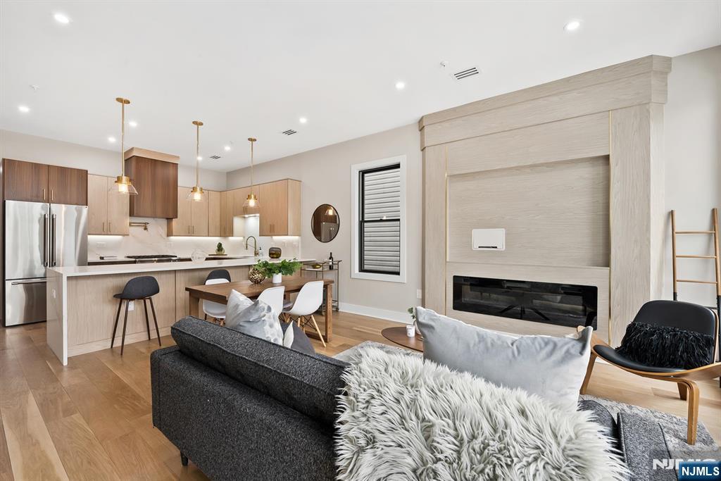 146 Sherman Avenue 2