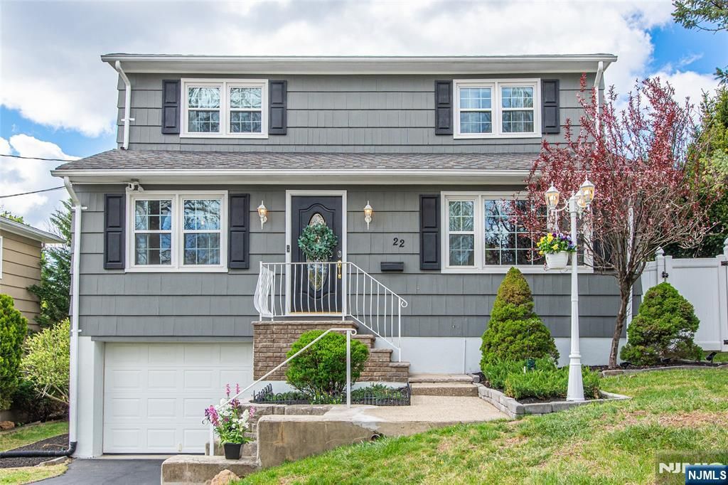 Photo of 22 Elmwood Road, Verona, NJ 07044 (MLS # 26013875)