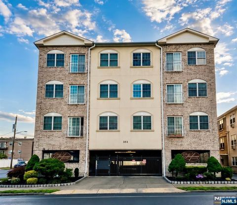 351 S Broad Street 403 Elizabeth NJ 07202