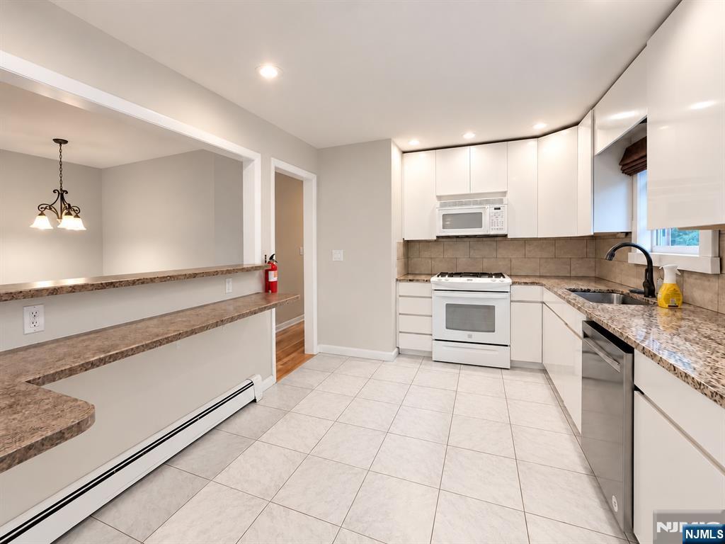 84 Colgate Avenue 2