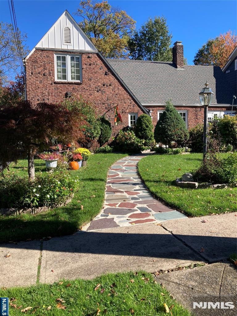 Homes for Sale in Northern NJ | ThisIsRiverEdge.com 246 Euclid Avenue