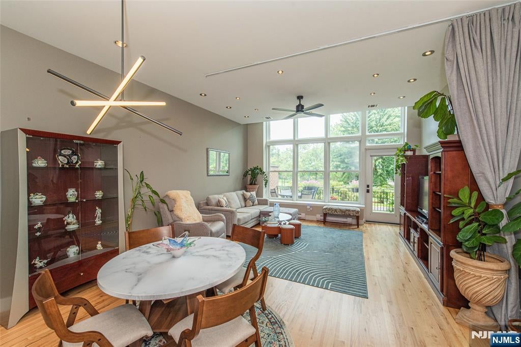 280 Main Street 103