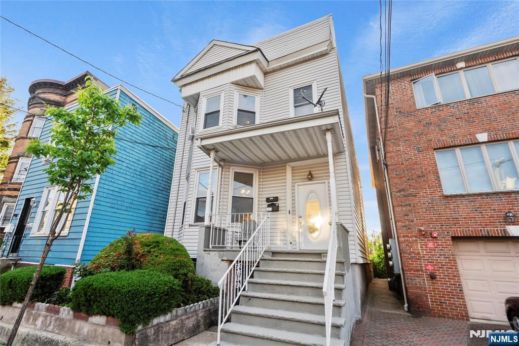 Property for Sale at 73 Anderson Avenue, Fairview, New Jersey - Bedrooms: 6 
Bathrooms: 3 
Rooms: 17  - $899,999