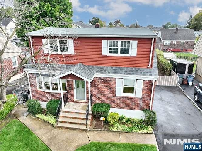 118 Gilbert Avenue