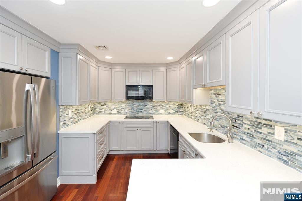 3-27 30th Street