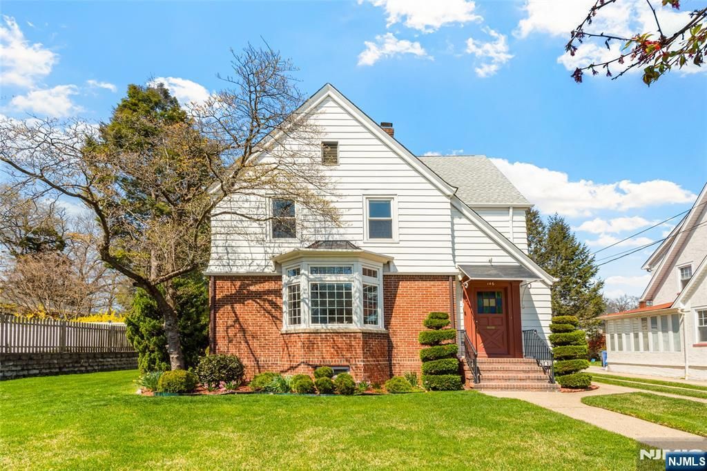 Photo of 146 Irving Place, Rutherford, NJ 07070 (MLS # 26013996)