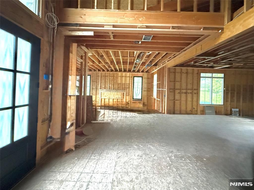 Photo of 1153 Linwood Ave, Twp of Washington, NJ 07676 (MLS # 25016766)