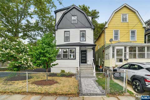 Photo of 33 Race Street, Bloomfield, NJ 07003 (MLS # 26030983)