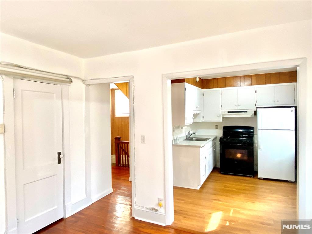 264 4th Street