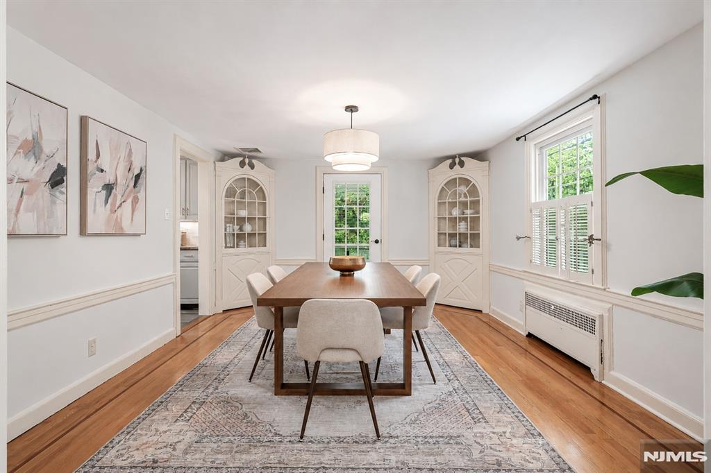 327 Chestnut Street