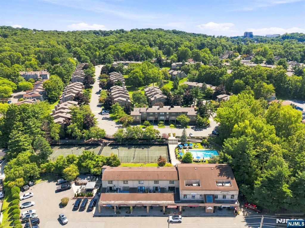 5 Wedgewood Drive