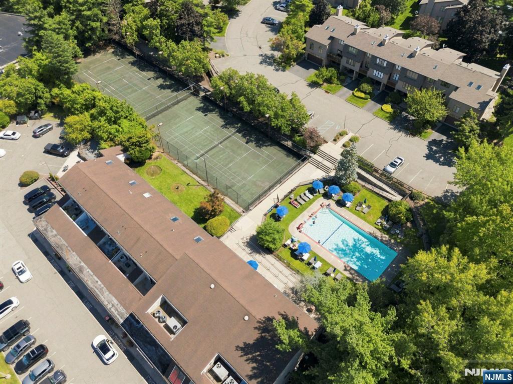 5 Wedgewood Drive