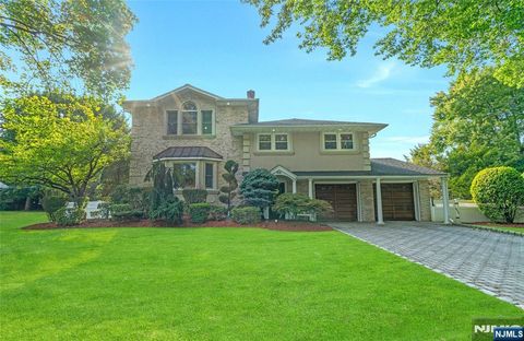 15 Burns Place Cresskill NJ 07626