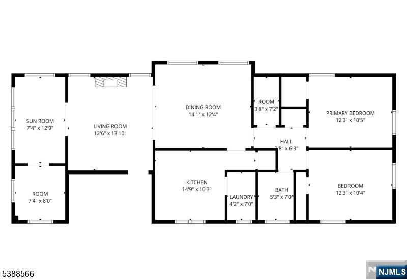 Main image without alt text