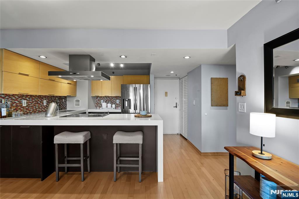 551 Observer Highway 12H, Hoboken, New Jersey - 1 Bedrooms  
1 Bathrooms - 