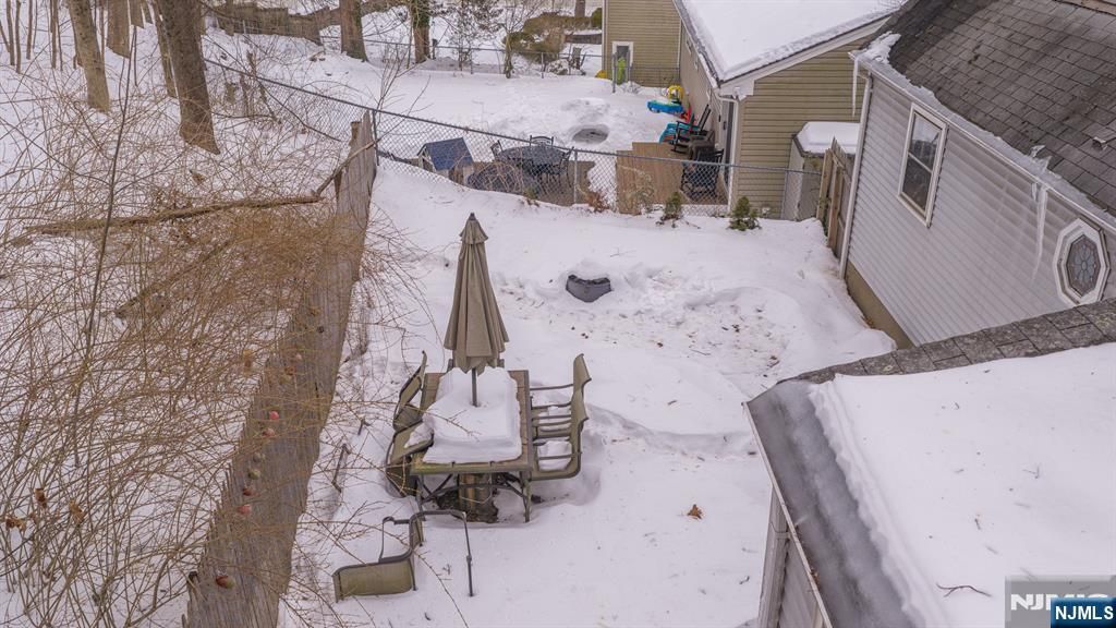 Photo of 88 Lakeshore Drive, Oakland, NJ 07436 (MLS # 26006278)