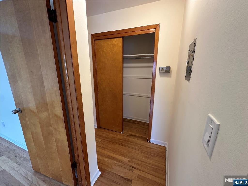 Wood Ridge, New Jersey 07075, United States, 1 Bedroom Bedrooms, ,1 BathroomBathrooms,Residential,Active,190564