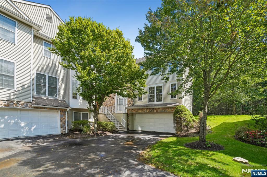 147 Arrowgate Drive