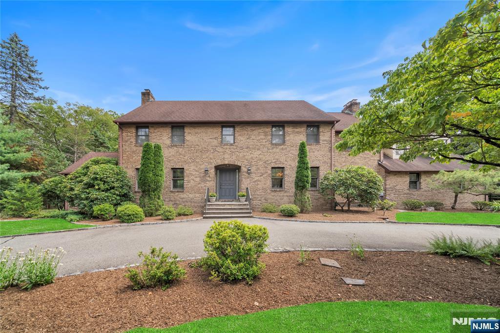 939 Briarwoods Road