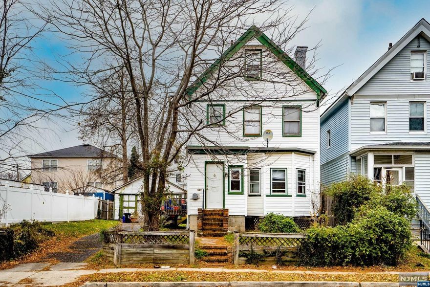 Charming AS-IS property with unique character and unlimited capability. Don't miss the chance to own in the Valley Arts District. A distinctive canvas awaiting your personal touch. Embrace the potential and transform this home into your own vision. While it requires some TLC, the possibilities are endless, making it an ideal project for those seeking customization and value. Buyer responsible for all municipal inspections, smoke and CCC.