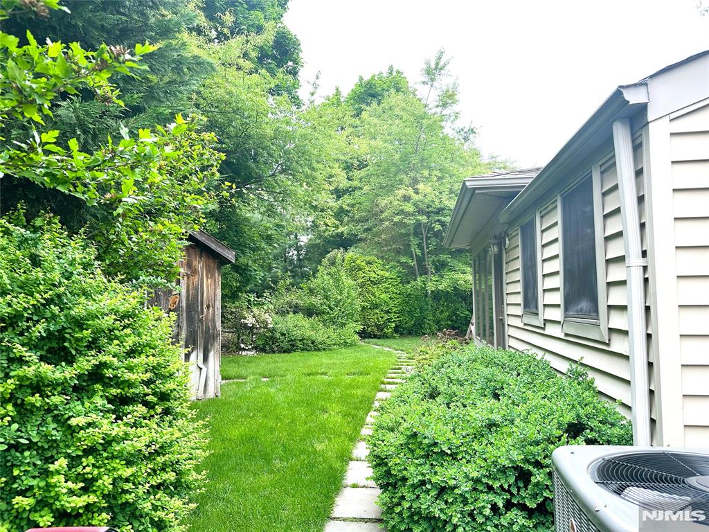 591 Clarendon Court