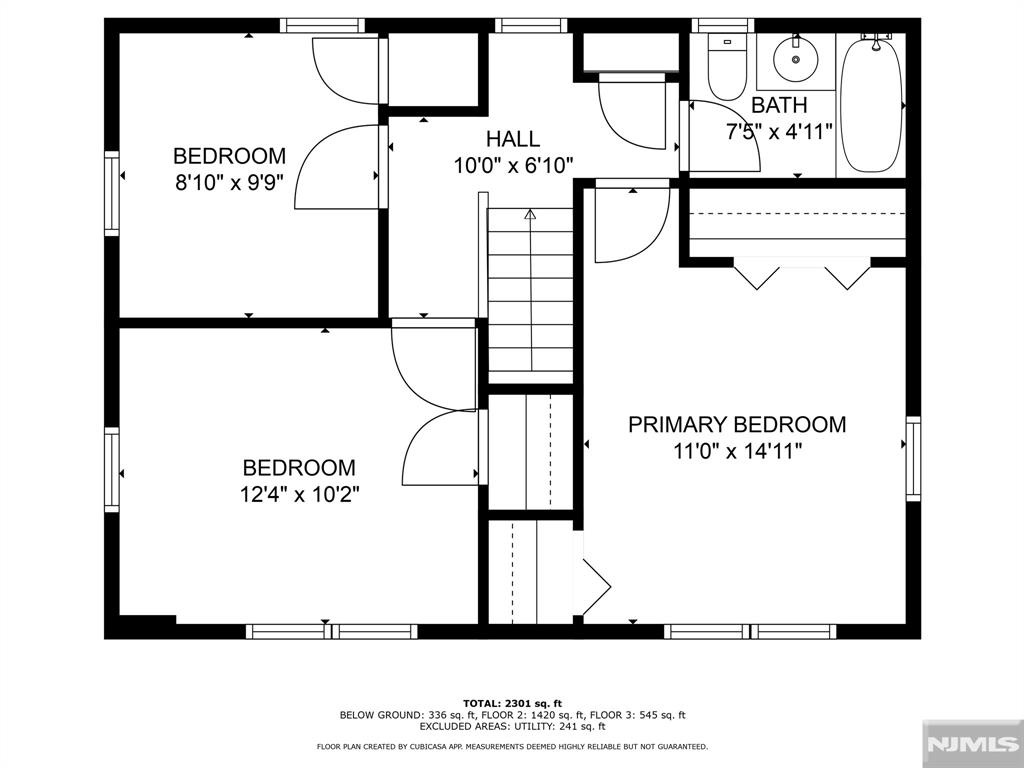 Main image without alt text