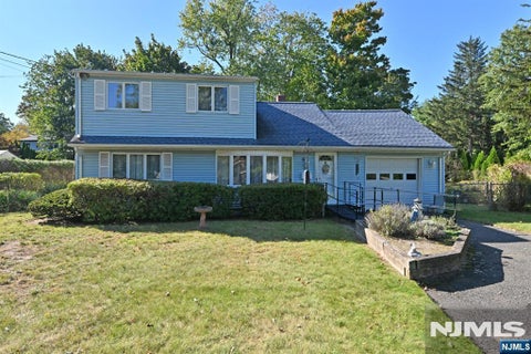 Photo of 347 Verona Way, Paramus, NJ 07652 (MLS # 26038543)