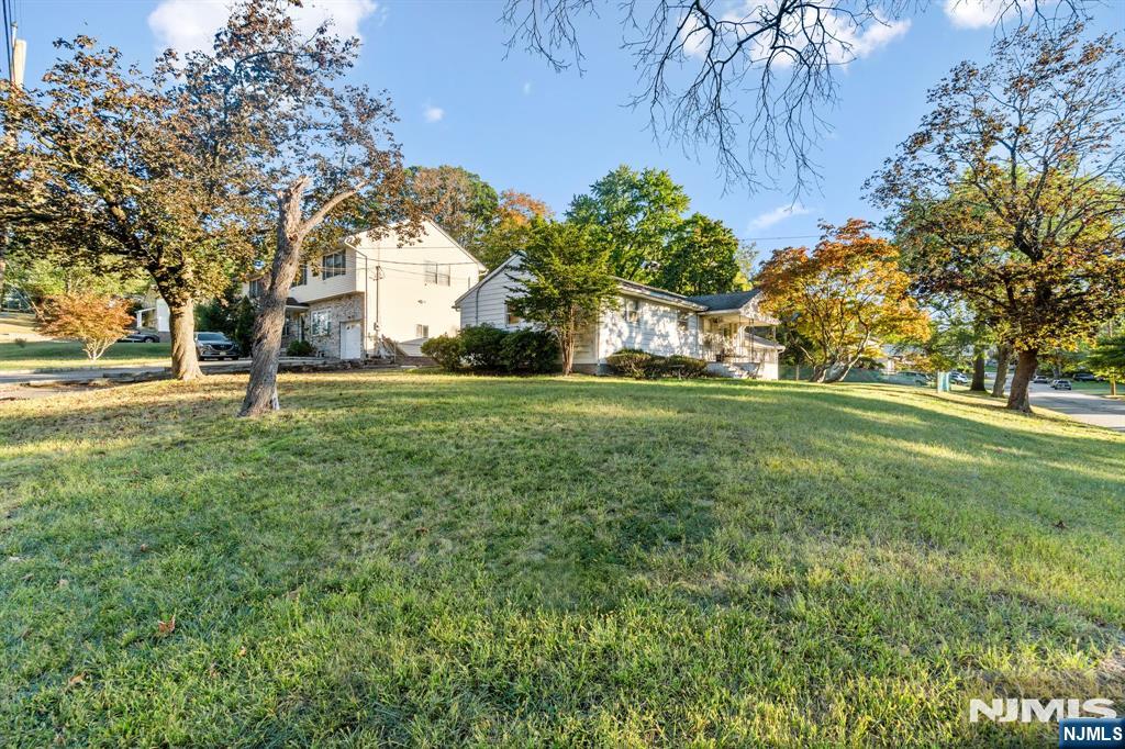 2 Overlook Avenue