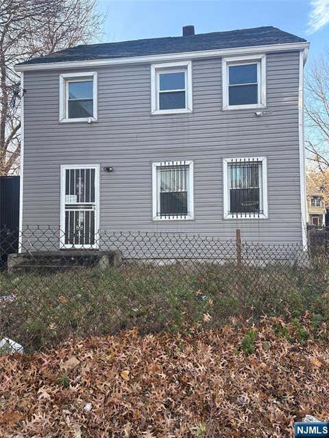 Photo of 172 Main St #5, Paterson, NJ 07522 (MLS # 26009156)
