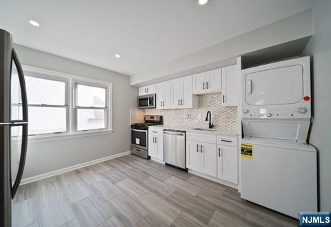 Photo of 100 Westside Ave #2, Bergenfield, NJ 07621 (MLS # 25036449)