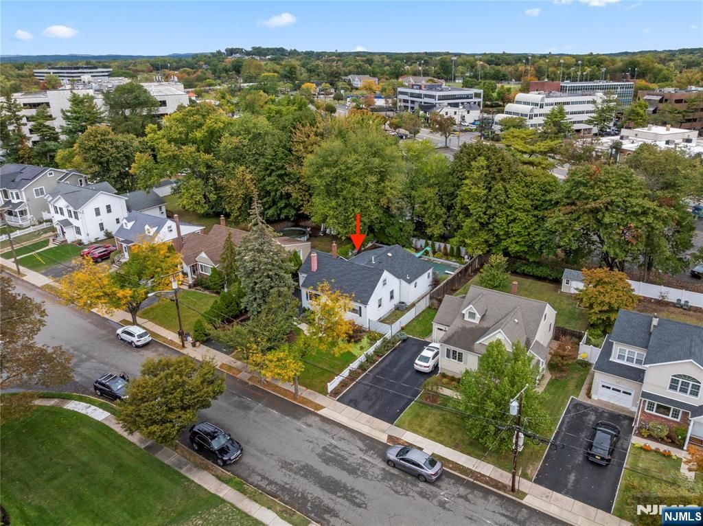 Photo of 107 James Street, Rochelle Park, NJ 07662 (MLS # 25036059)