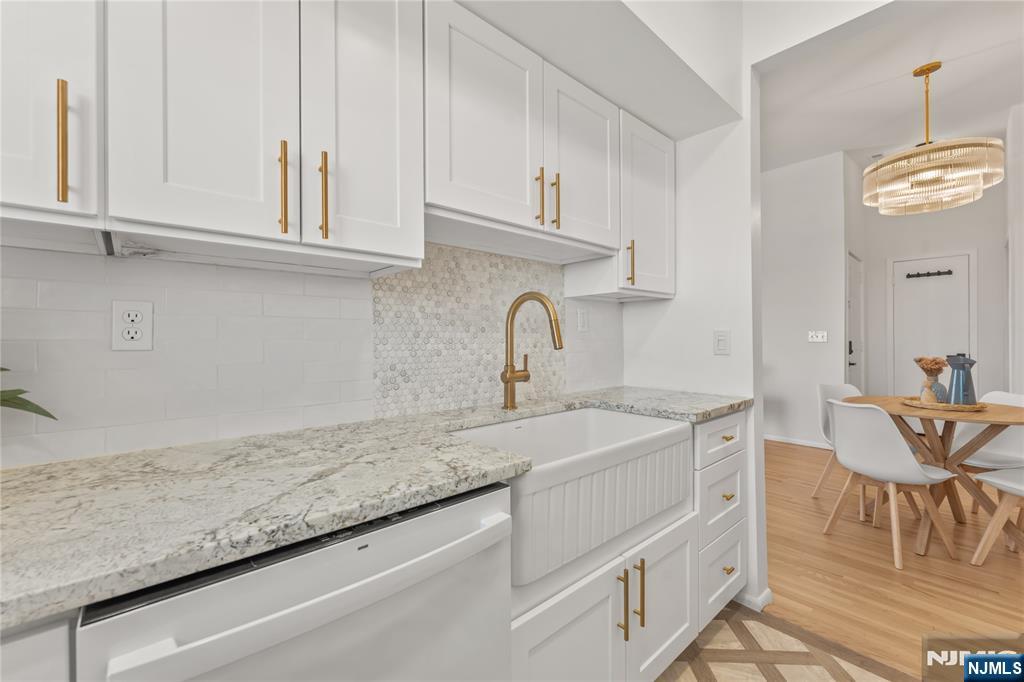 114 Pennington Avenue 20