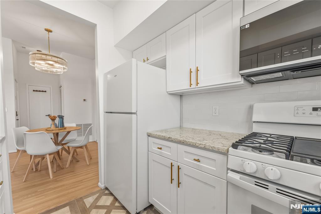 114 Pennington Avenue 20