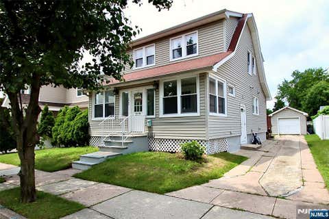 Photo of 2409 Rosalie ST, Fair Lawn, NJ 07410 (MLS # 26024211)