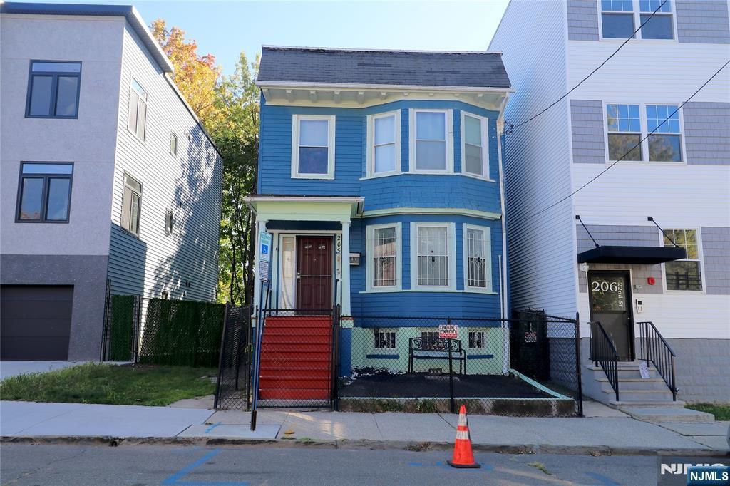 Photo of 208 22nd Street, Irvington, NJ 07111 (MLS # 25037889)