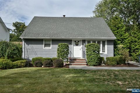 406 Howard Street Twp of Washington NJ 07676