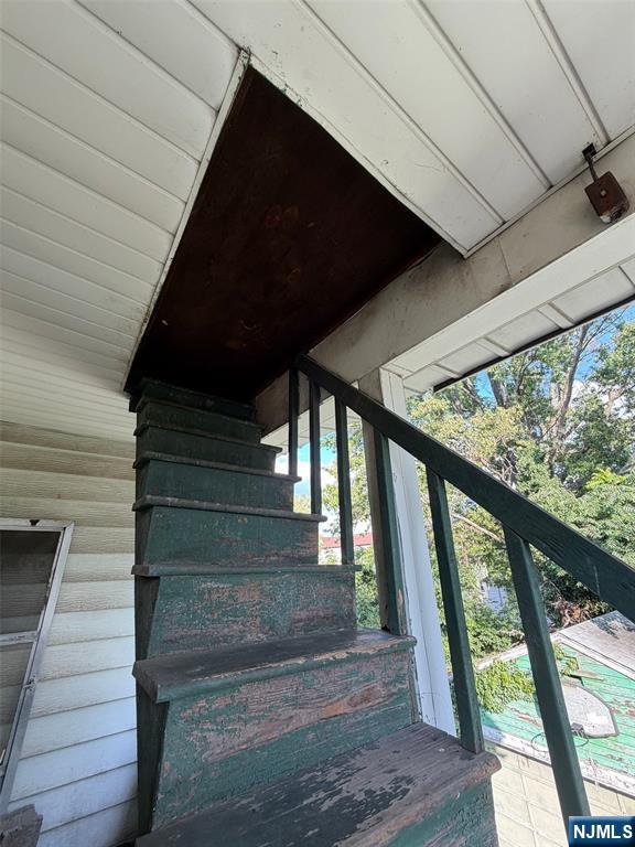 1220 Henry Street