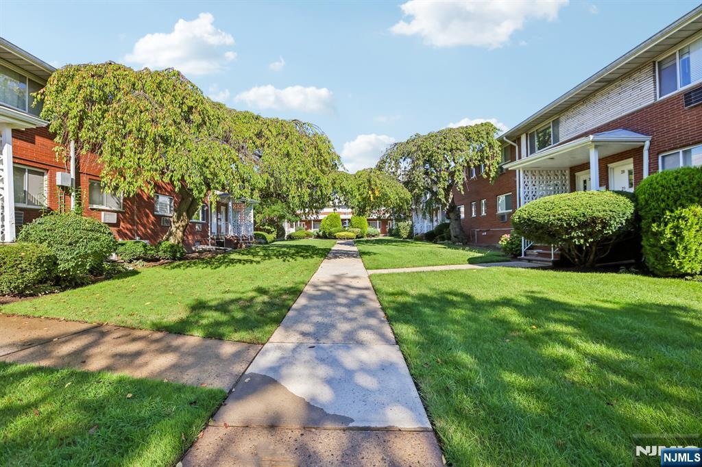 1315 Anderson Avenue 26
