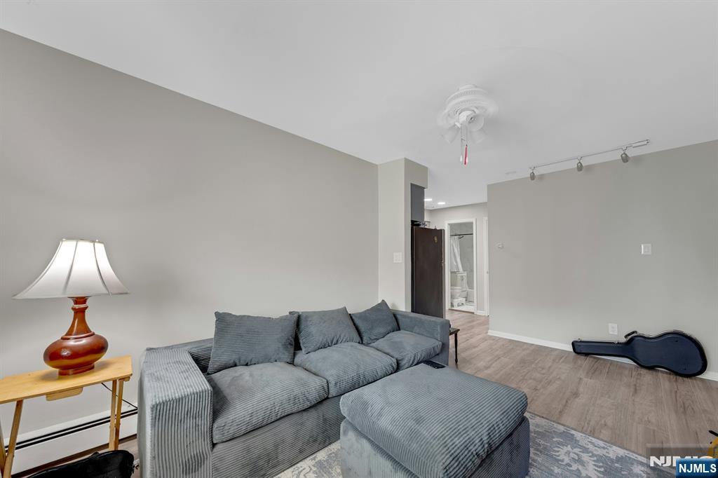 640 Franklin Avenue 1