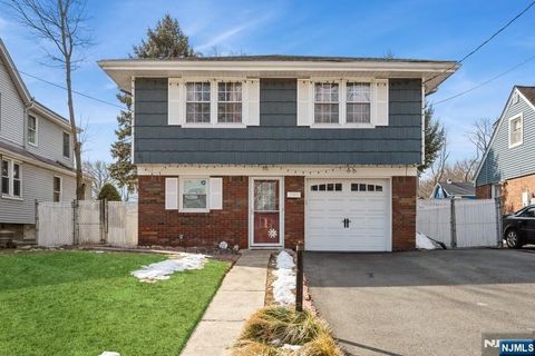 308 Howland Avenue, Englewood, NJ 07631 - MLS#: 25006537