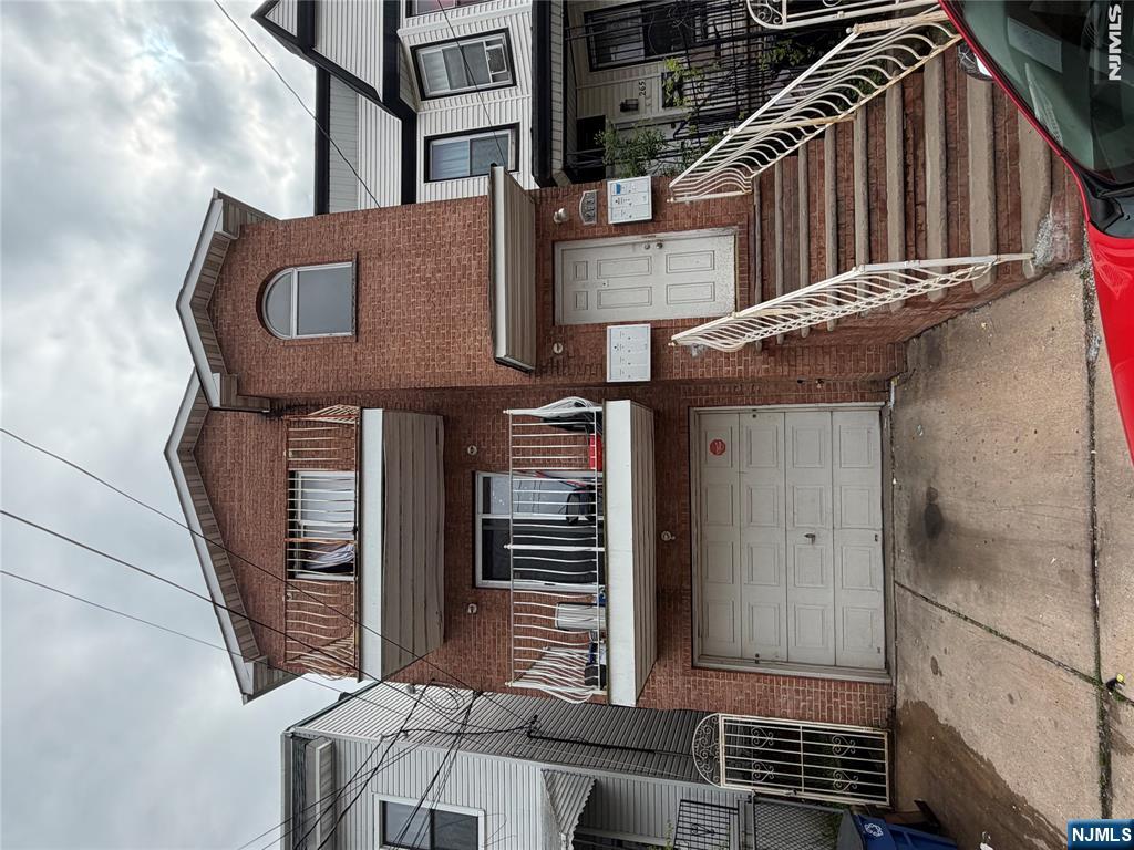 263 Forrest Street