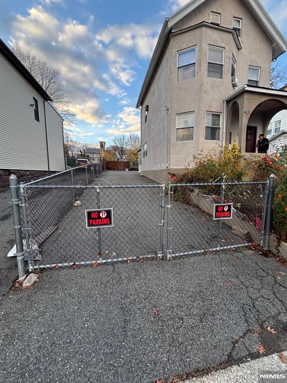 401 Cortlandt Street