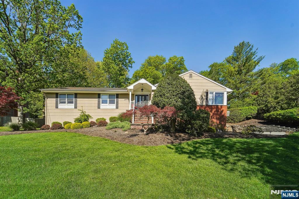 Property for Sale at 79 Brookside Terrace, Caldwell, New Jersey - Bedrooms: 4 
Bathrooms: 2 
Rooms: 10  - $1,175,000